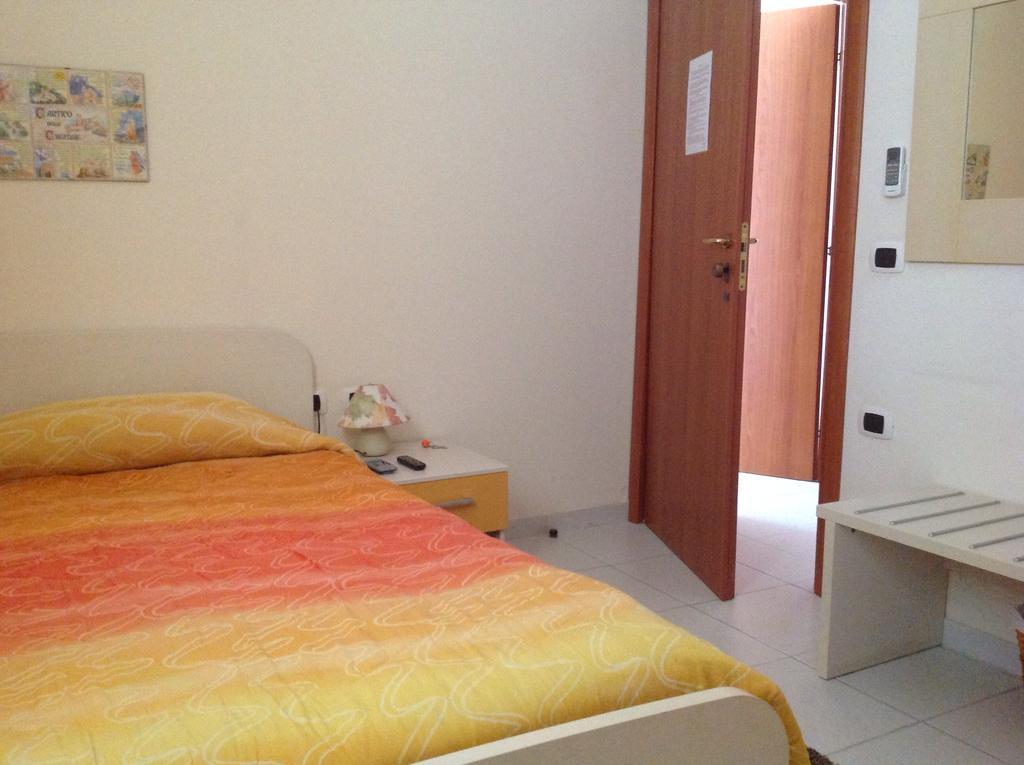 B&B Donna Nina Gioia Tauro Bilik gambar